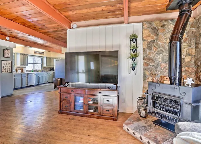 Prescott Home With Deck And Grill Close To Hiking!