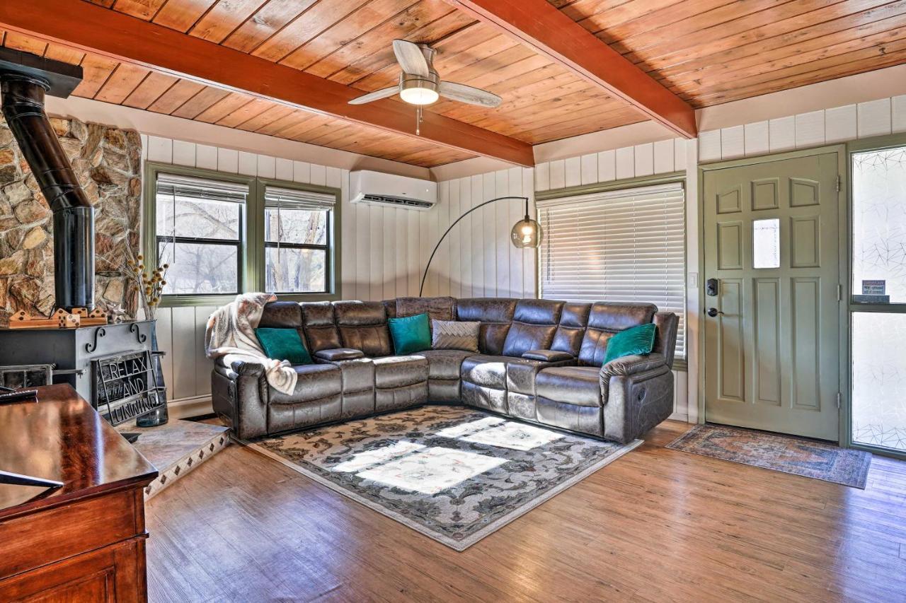 With Deck And Grill Close To Hiking! *