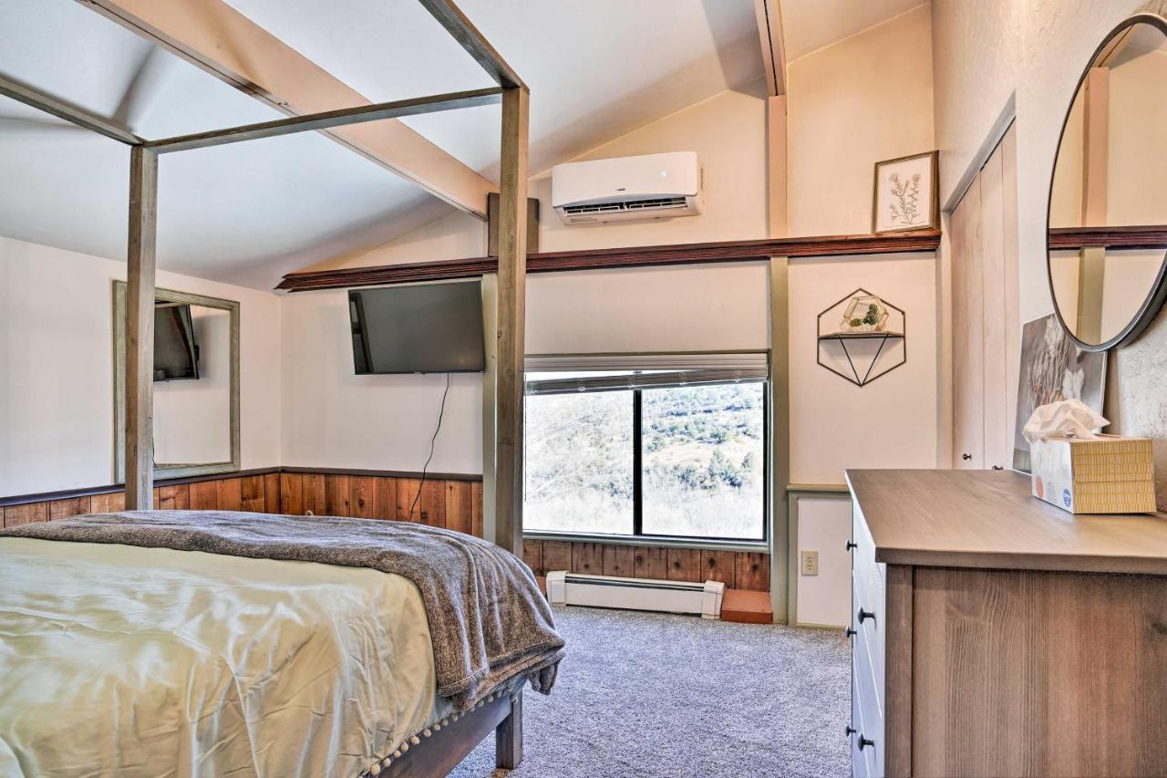 With Deck And Grill Close To Hiking! Prescott
