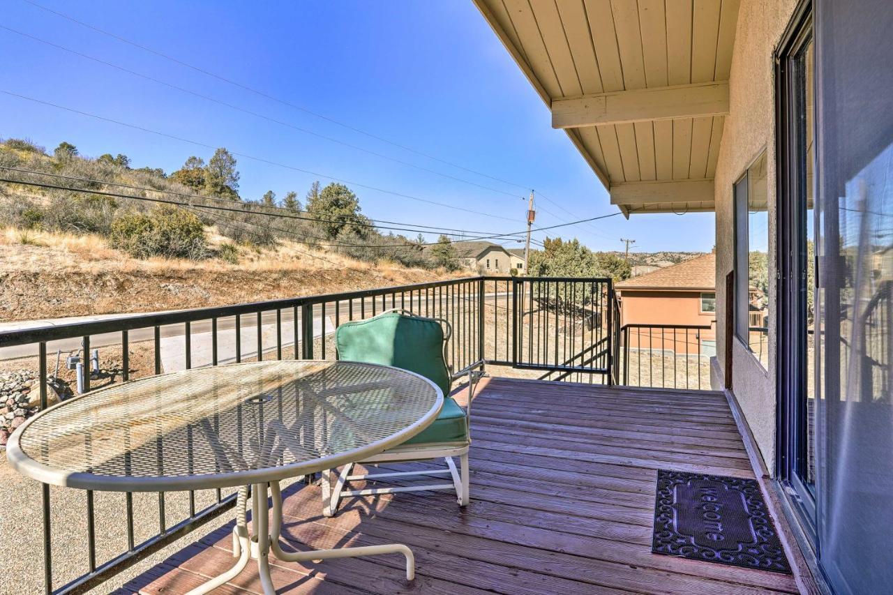 With Deck And Grill Close To Hiking!